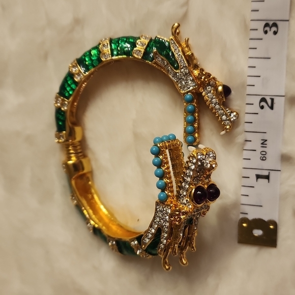 Rare KENNETH JAY LANE Green Dragon Bracelet - Picture 5 of 12